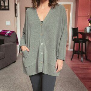 Wynne Lounge XS oversized fit lounge button down sage green cardigan